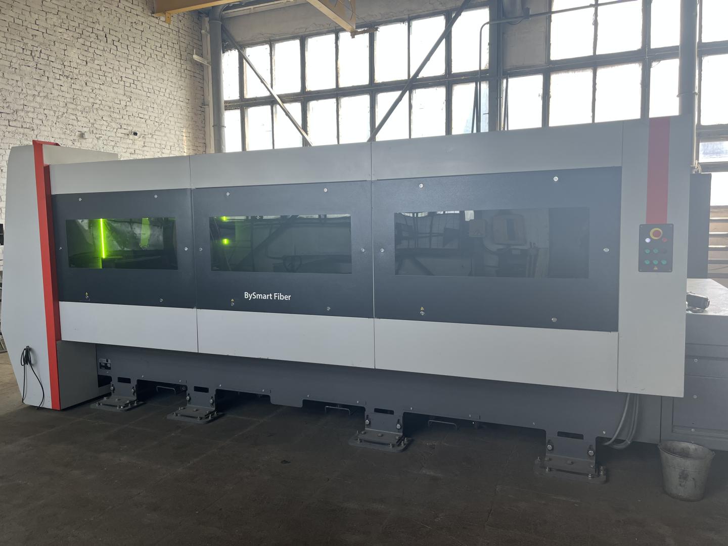 Станок для лазерной резки BySun Fiber 3015.
