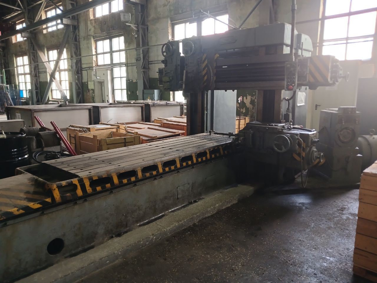 Продольно-строгальный станок 7233