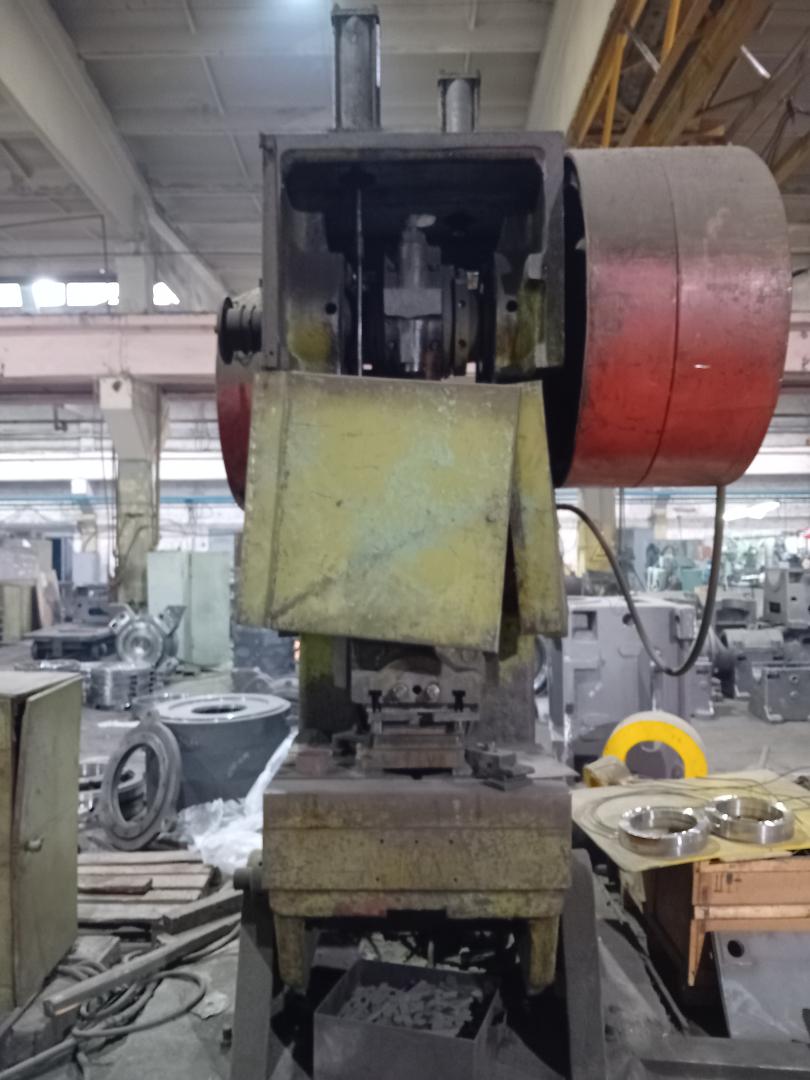 Пресса КД2330 однокривошипный простого действия, 1978 г.в.