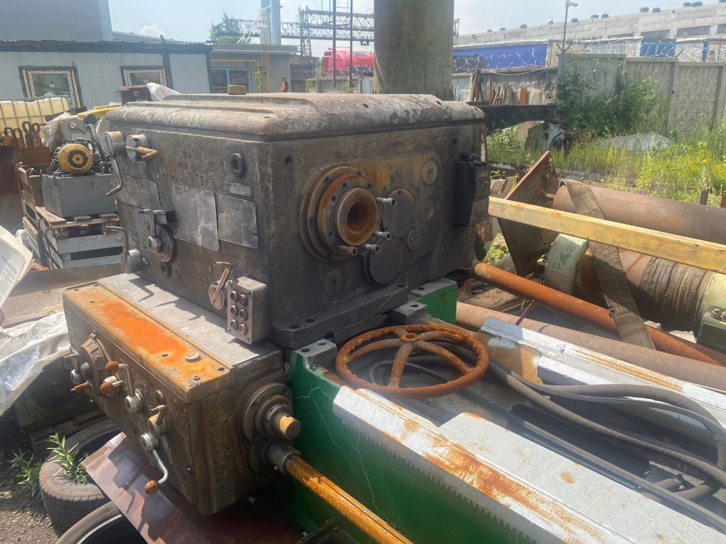 Токарно-винторезный станок 1А64. РМЦ2800мм