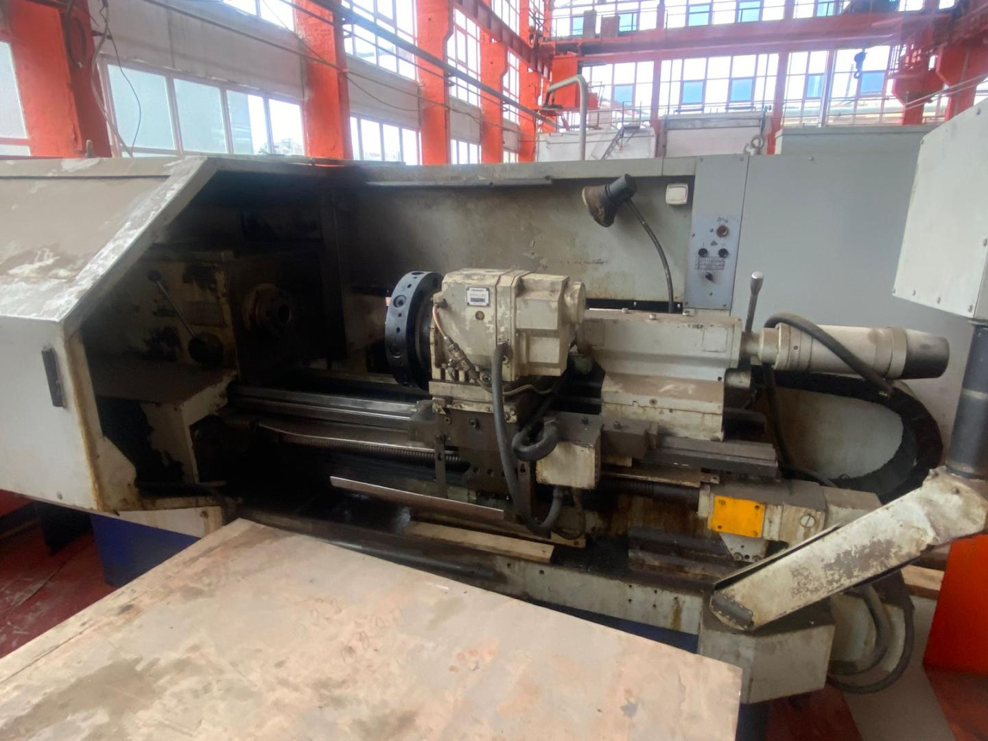 Токарно-винторезный станок 16К20Т-1.02