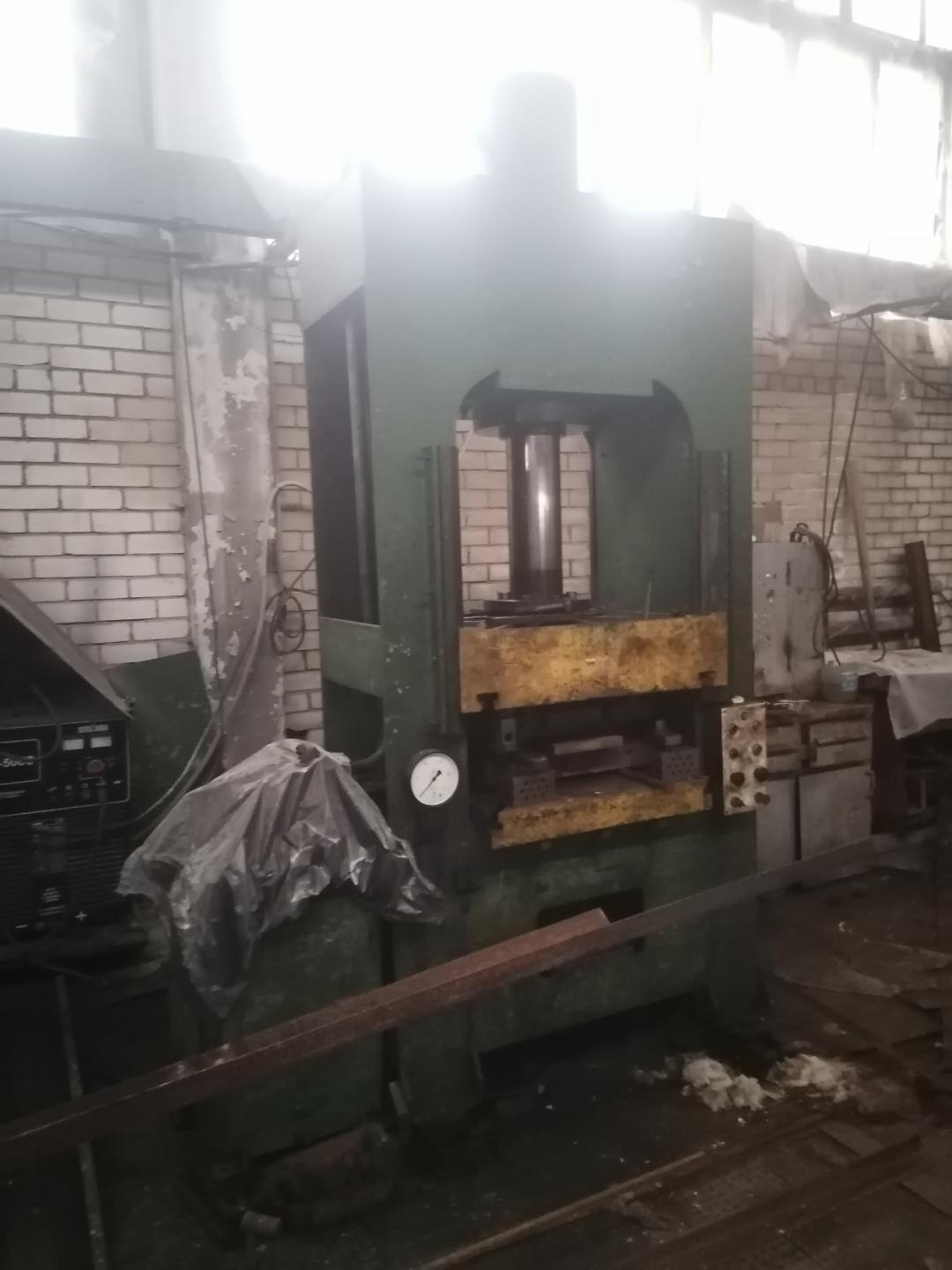 Пресс гидравлический пд 476