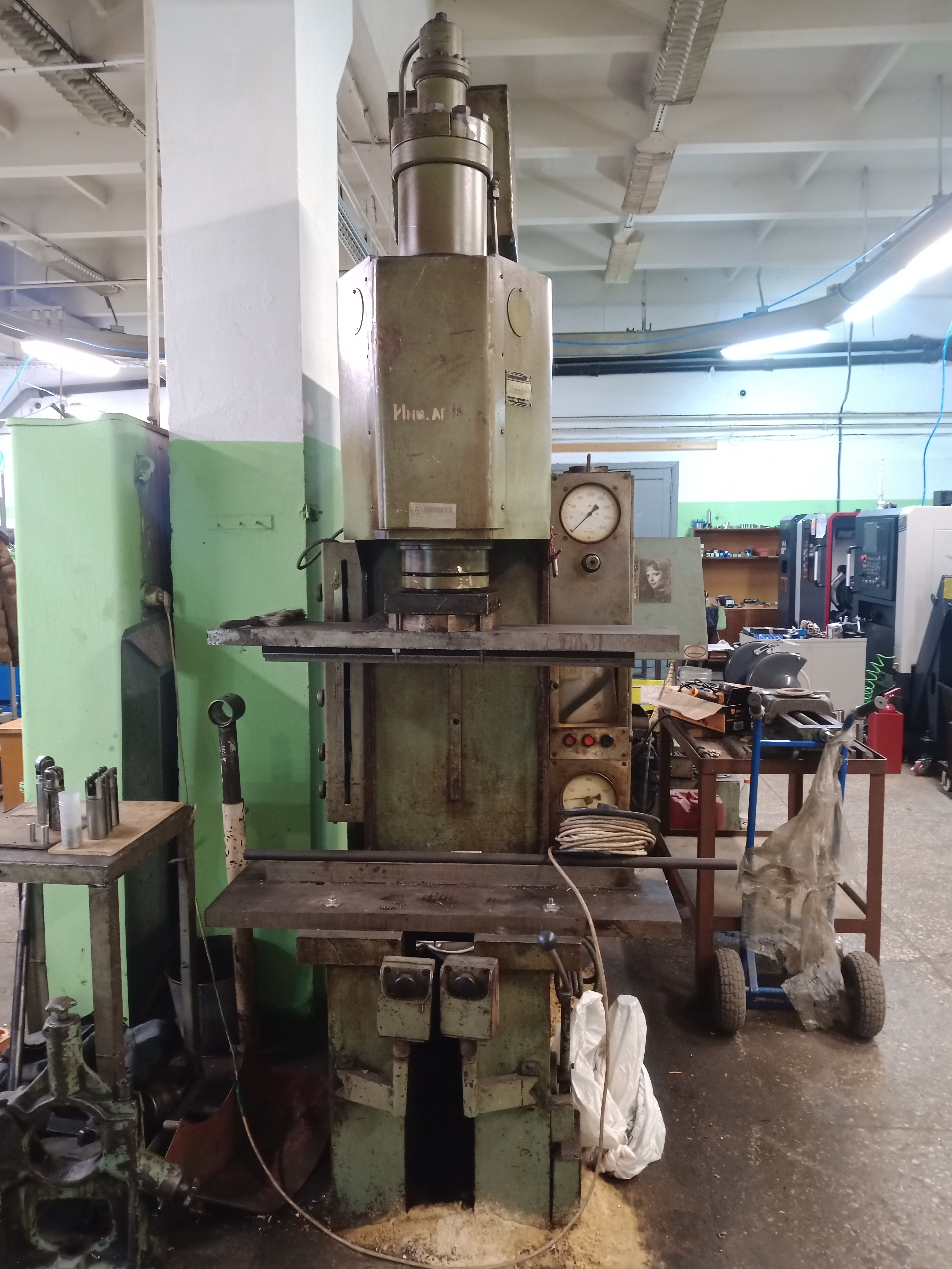 Пресс гидравлический П6324Б, 1989 г.в.