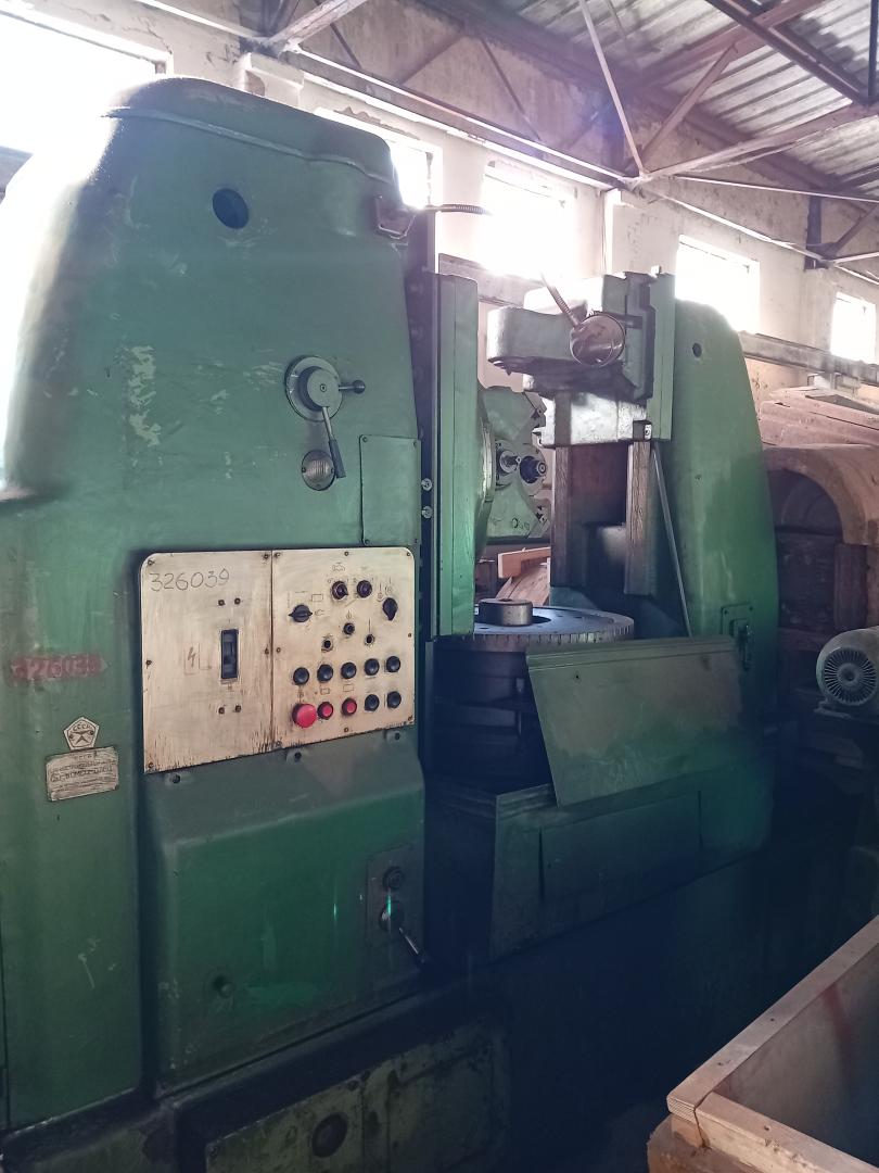 5К328А Станок зубофрезерный вертикальный для цилин...