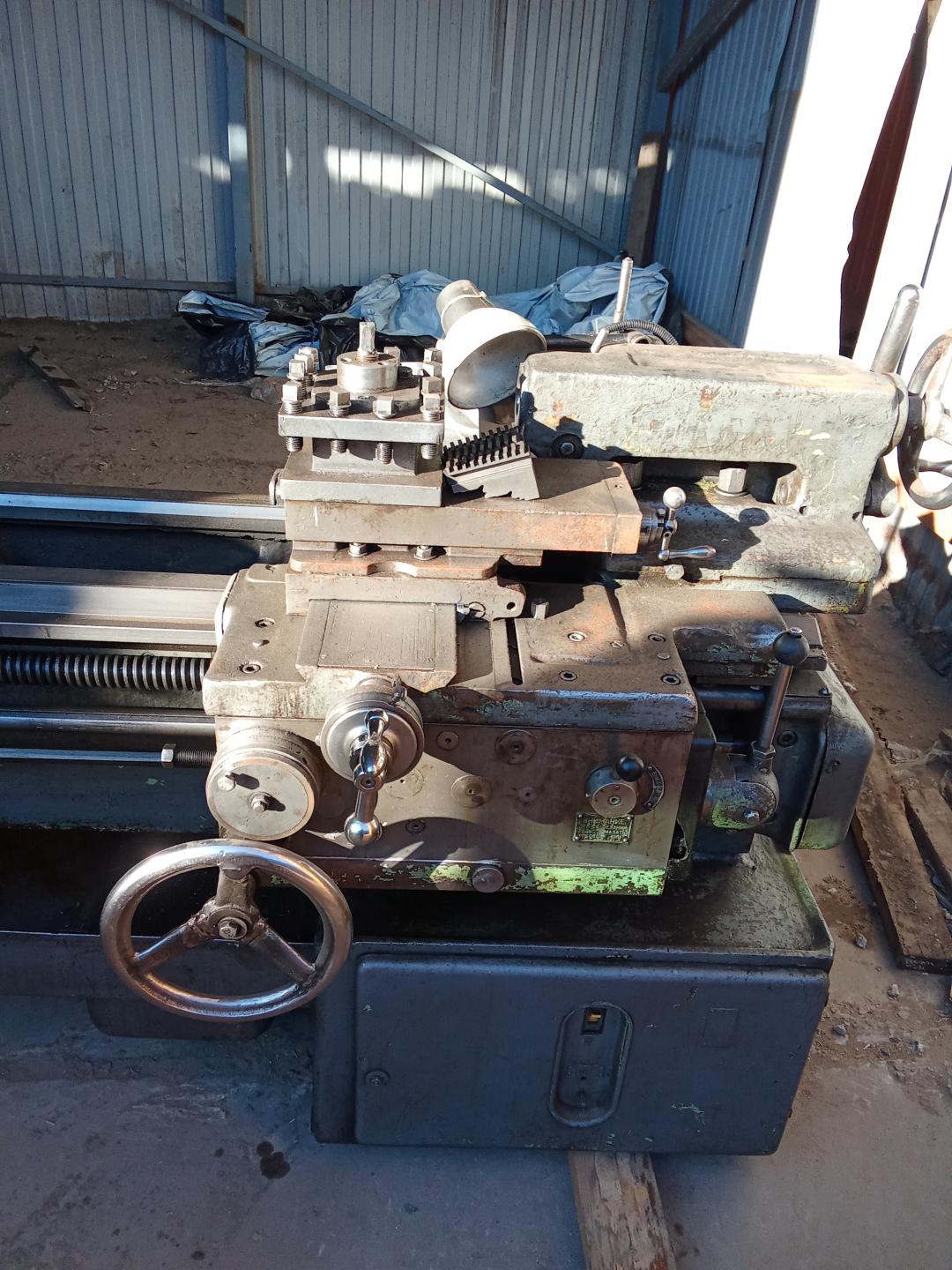 Токарно-винторезный станок 1А625, РМЦ 1,5м