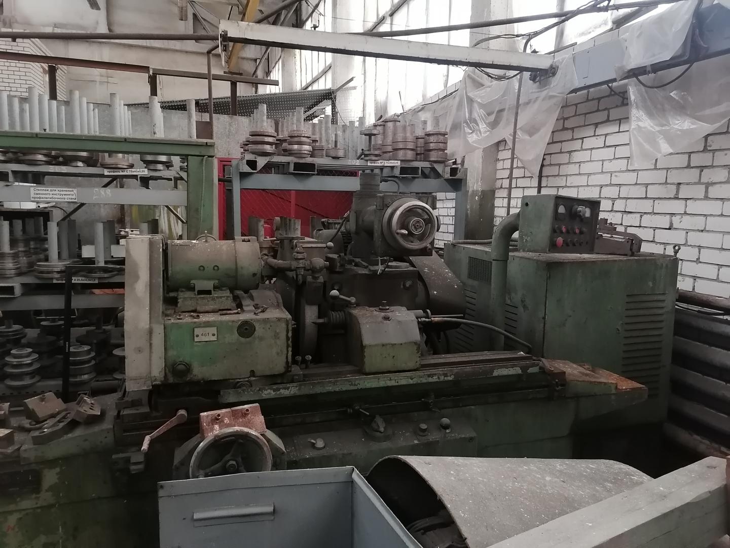 Круглошлифовальный станок 3У131