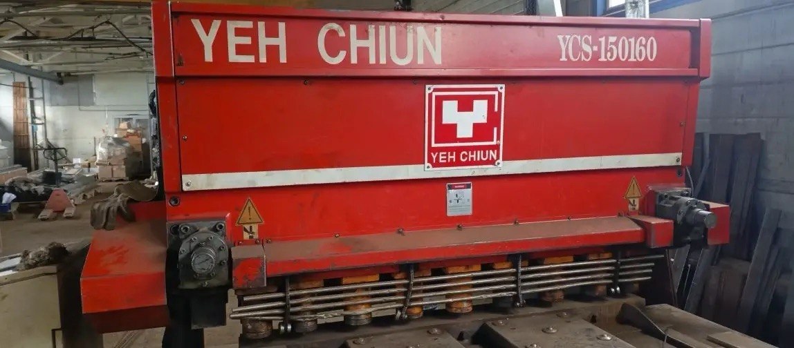 гидравлические гильотинные ножницы с ЧПУ YEH CHIUN...