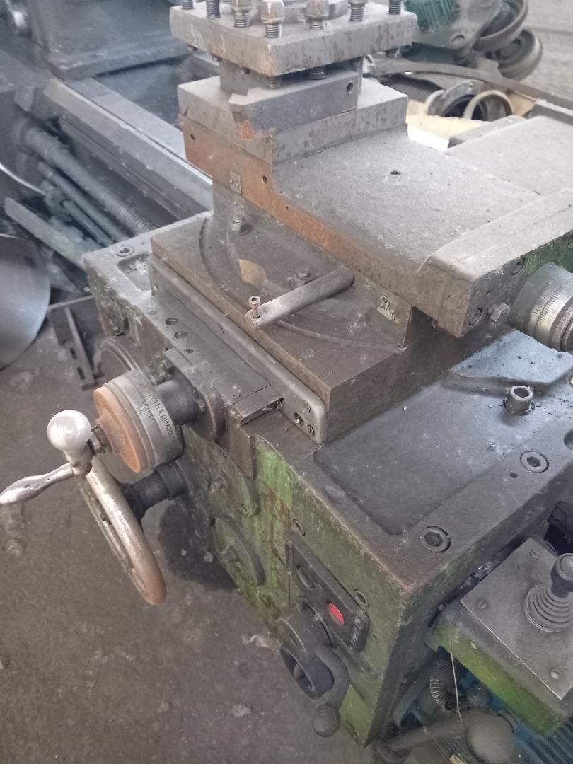 1М63 Станок тoкарнo-винтopeзный 1М63, (РMЦ 1,5 м), 1979 г.в.