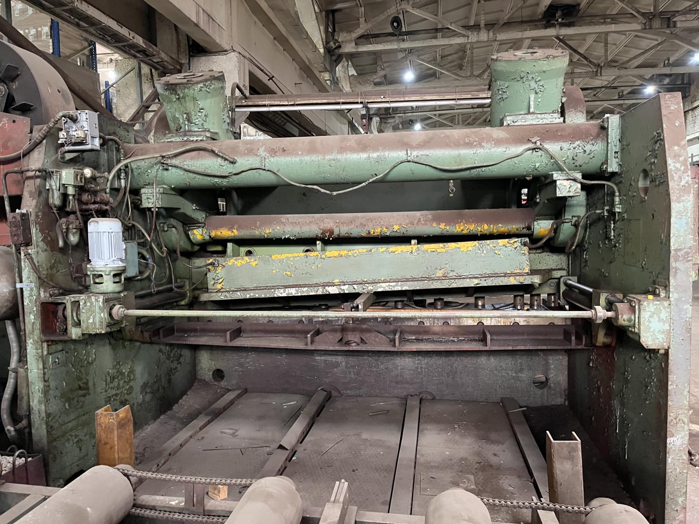 Ножницы кривошипные листовые с наклонным ножом 32х3150мм АК НА3225